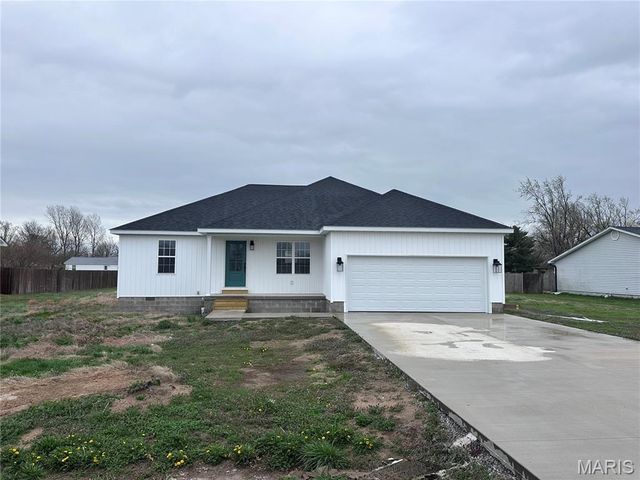 50 Byrd Drive, Sikeston, MO 63801