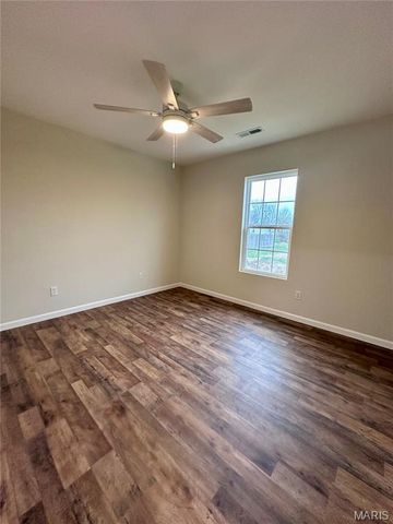 50 Byrd Drive, Sikeston, MO 63801