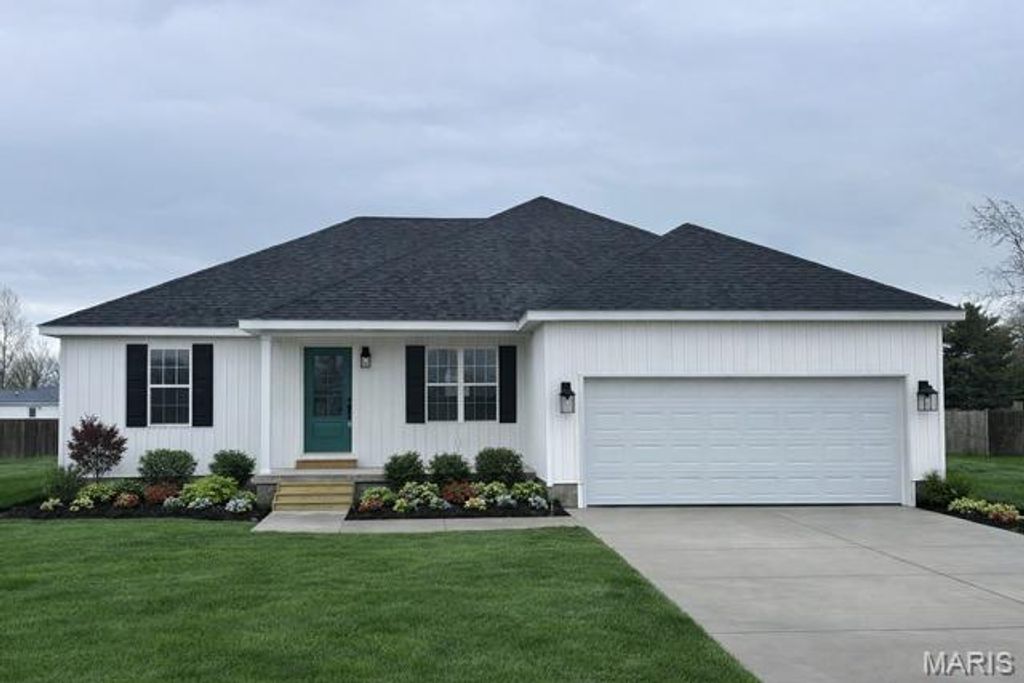 50 Byrd Drive, Sikeston, MO 63801