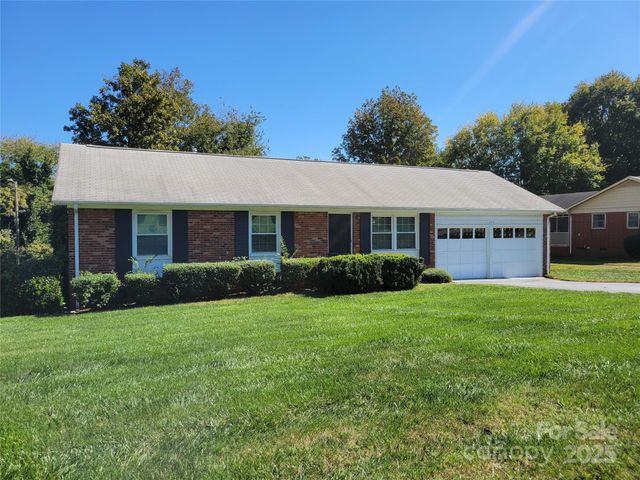 2516 Dalebrook Drive 3, Charlotte, NC 28216
