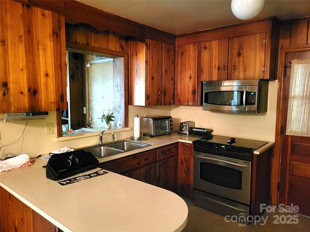 2516 Dalebrook Drive 3, Charlotte, NC 28216