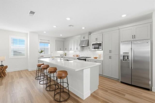 9009 Whitesurf Way, Newark, CA 94560