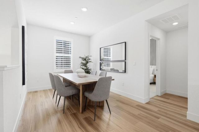 9009 Whitesurf Way, Newark, CA 94560