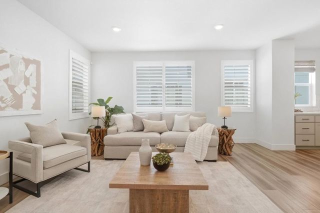 9009 Whitesurf Way, Newark, CA 94560