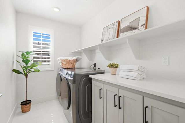 9009 Whitesurf Way, Newark, CA 94560