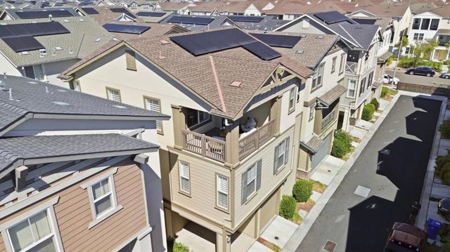 9009 Whitesurf Way, Newark, CA 94560