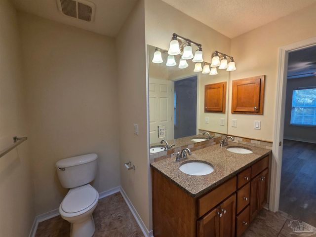 6204 Pomeral Summit, Milton, FL 32570