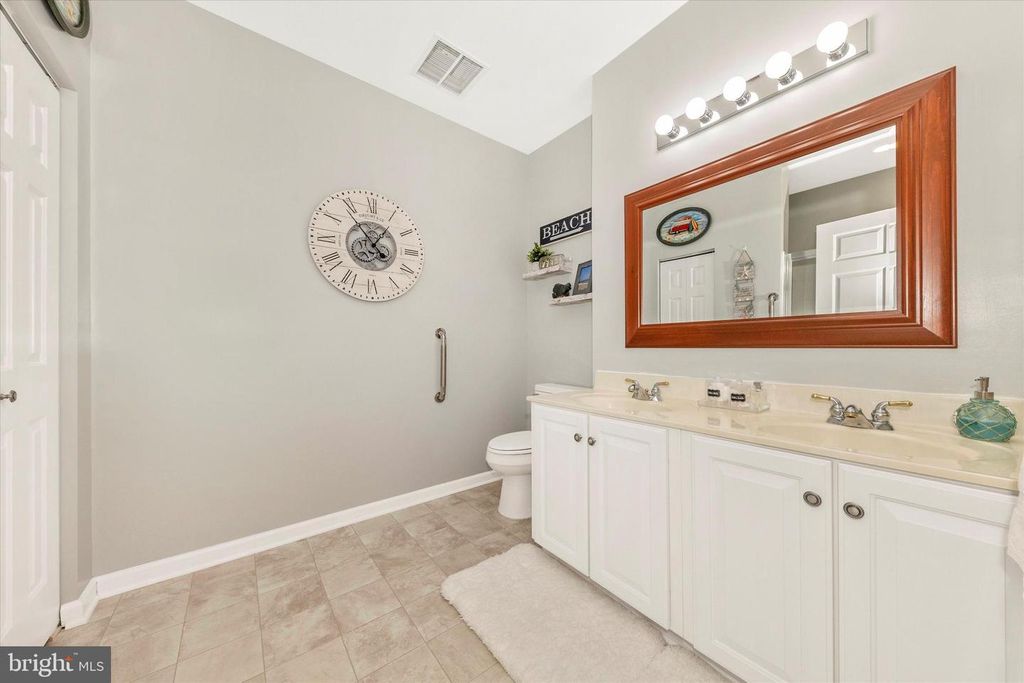 Image 19 of property listing at 6200 GLEN VALLEY TER #1C, Frederick, MD 21701