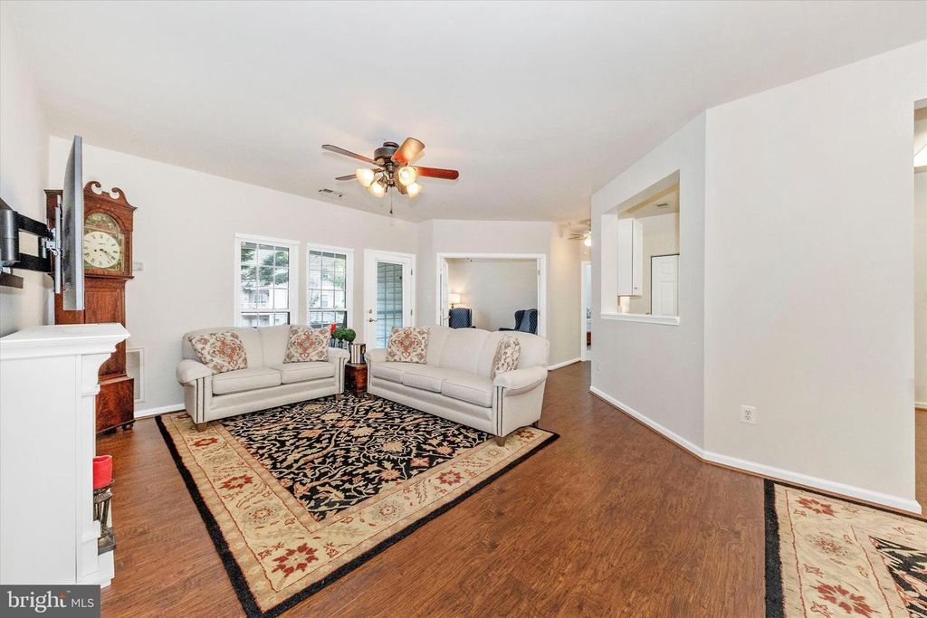 Image 3 of property listing at 6200 GLEN VALLEY TER #1C, Frederick, MD 21701