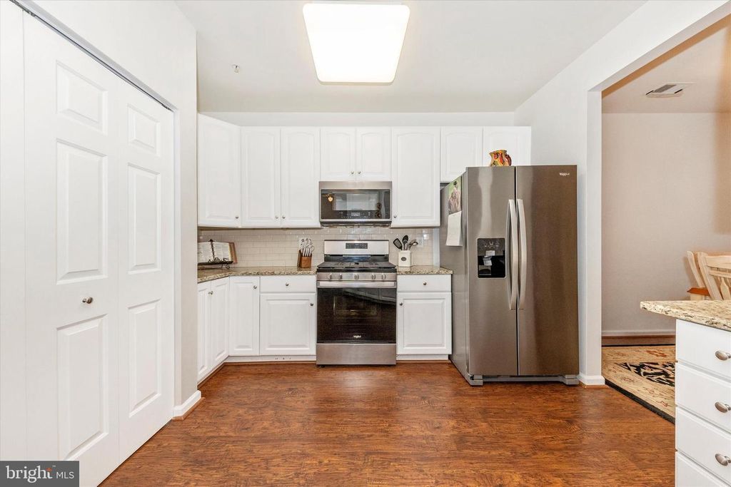 Image 9 of property listing at 6200 GLEN VALLEY TER #1C, Frederick, MD 21701