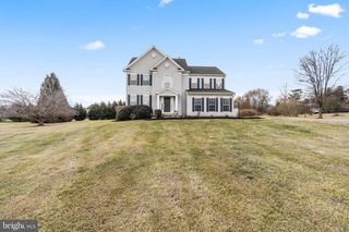18003 KNOLL DR, Fairplay, MD 21733