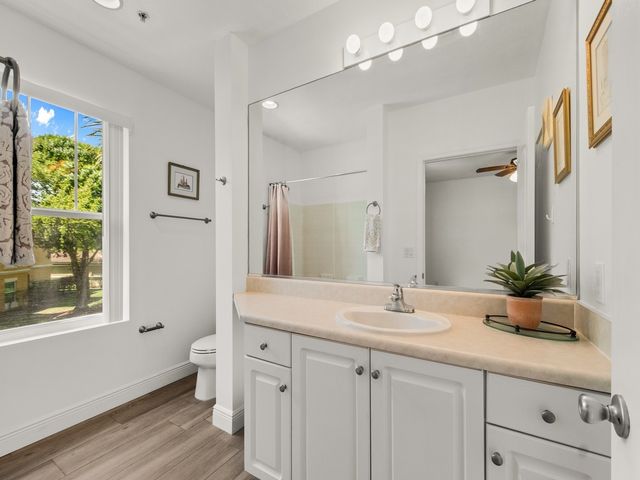 5020 Fairways Circle J202, Vero Beach, FL 32967