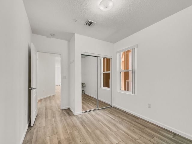 5020 Fairways Circle J202, Vero Beach, FL 32967