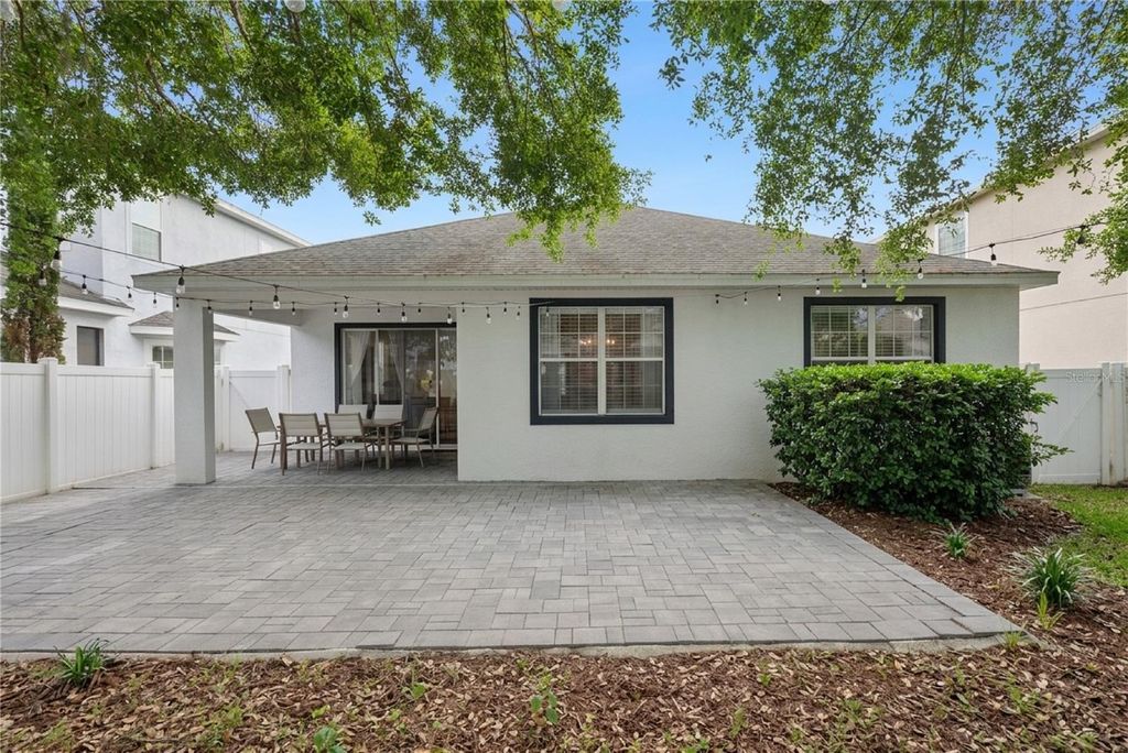 Image 42 of property listing at 10039 BAYWATER BREEZE DRIVE, Orlando, FL 32827