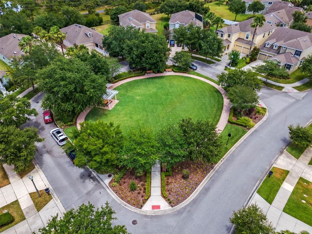 Image 58 of property listing at 10039 BAYWATER BREEZE DRIVE, Orlando, FL 32827