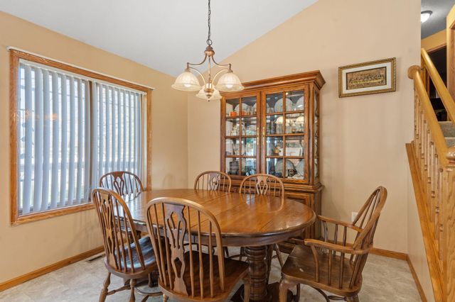 2012 Sunnyview Lane, Northfield, MN 55057