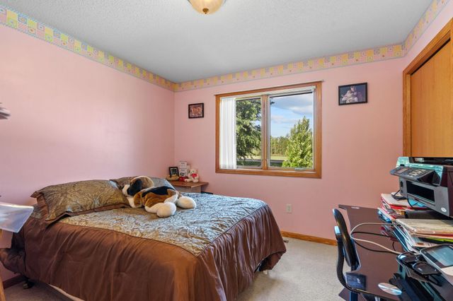 2012 Sunnyview Lane, Northfield, MN 55057