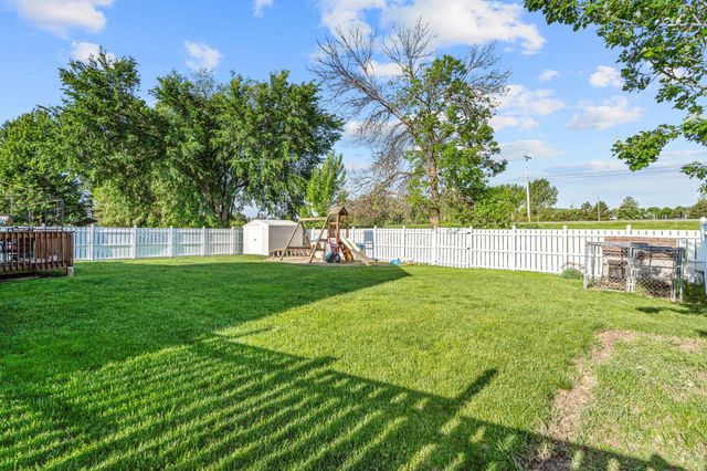 2012 Sunnyview Lane, Northfield, MN 55057