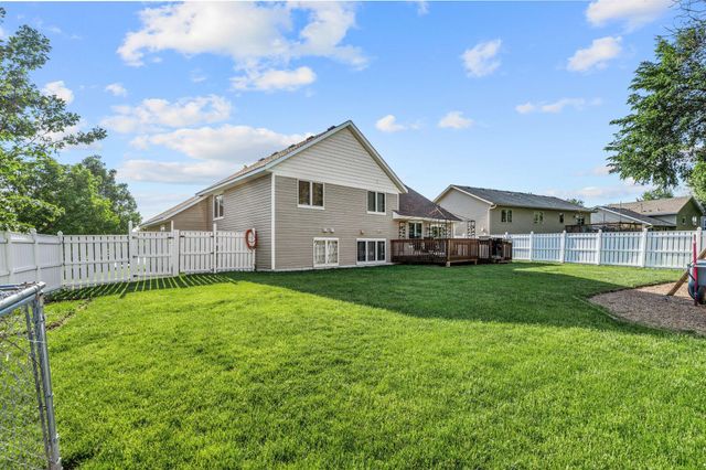 2012 Sunnyview Lane, Northfield, MN 55057
