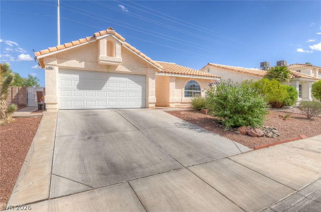 918 Ambusher Street, Henderson, NV 89014 — photo 2