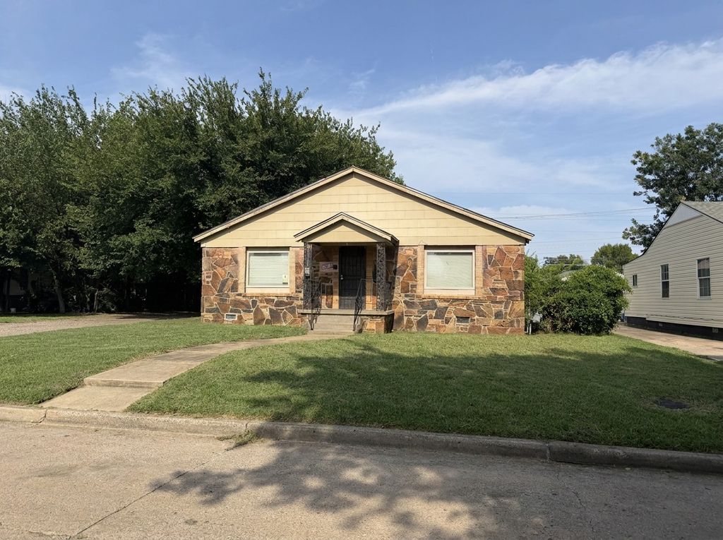 1879 N Owasso Avenue, Tulsa, OK 74106