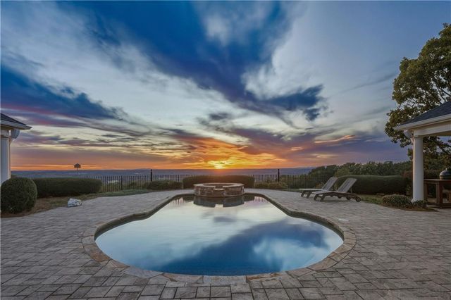 4620 Highland Drive, Gainesville, GA 30506