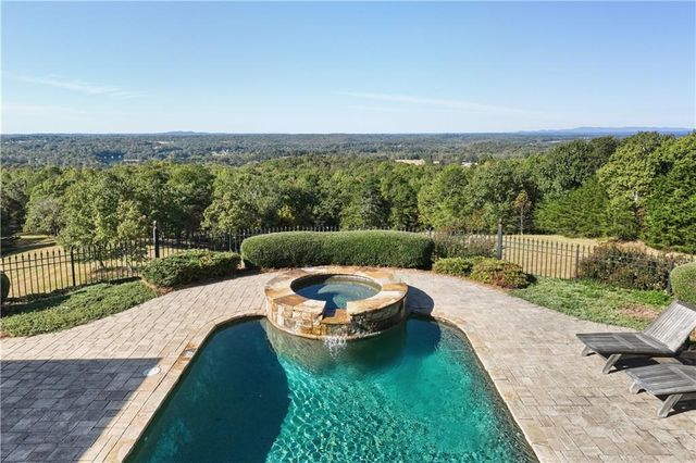 4620 Highland Drive, Gainesville, GA 30506