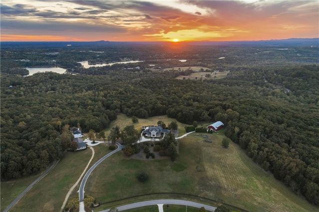 4620 Highland Drive, Gainesville, GA 30506