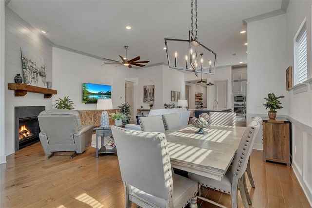 616 Grassmeade Lane, Woodstock, GA 30188