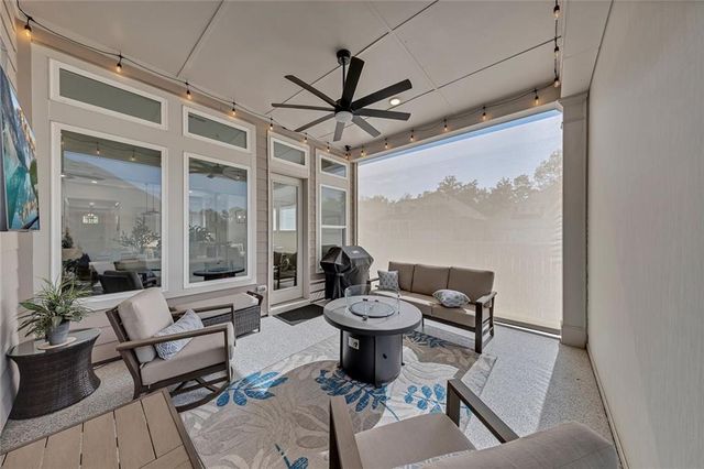 616 Grassmeade Lane, Woodstock, GA 30188