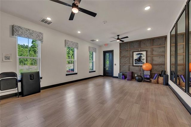 616 Grassmeade Lane, Woodstock, GA 30188