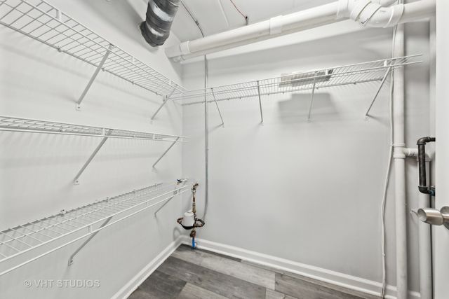 515 N Cass Avenue 1D, Westmont, IL 60559