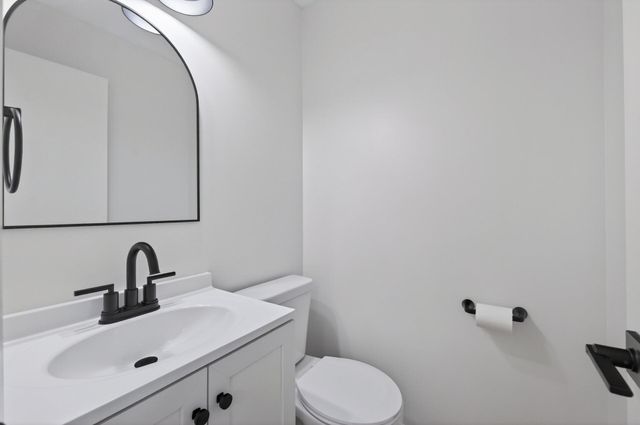 1510 Bohnhof Junction, Fridley, MN 55432