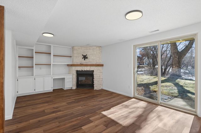 1510 Bohnhof Junction, Fridley, MN 55432