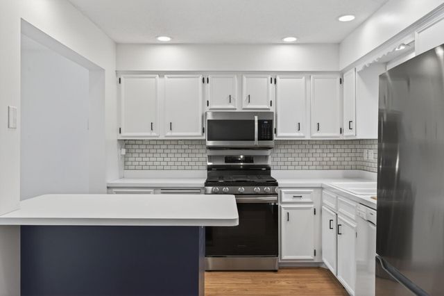 1510 Bohnhof Junction, Fridley, MN 55432