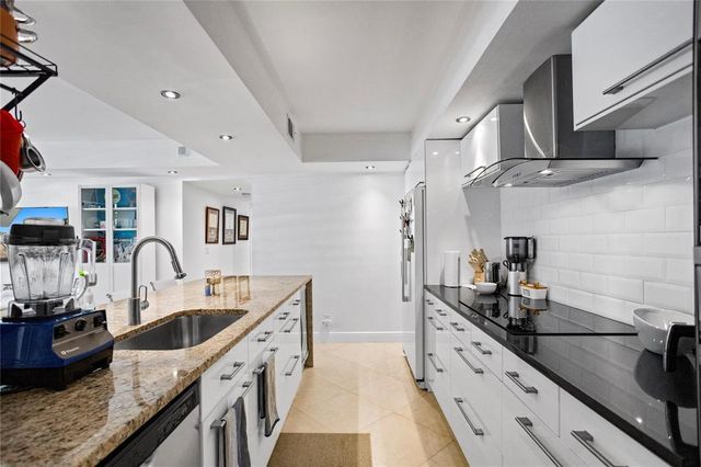 2900 NE 30TH Street G1, Fort Lauderdale, FL 33306