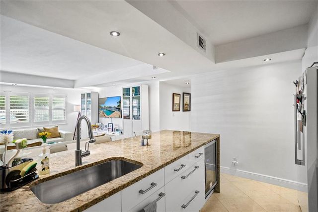 2900 NE 30TH Street G1, Fort Lauderdale, FL 33306