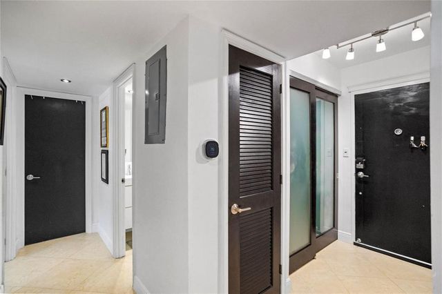 2900 NE 30TH Street G1, Fort Lauderdale, FL 33306