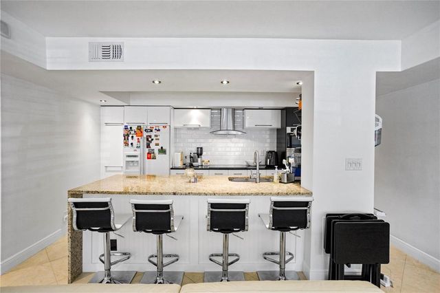 2900 NE 30TH Street G1, Fort Lauderdale, FL 33306