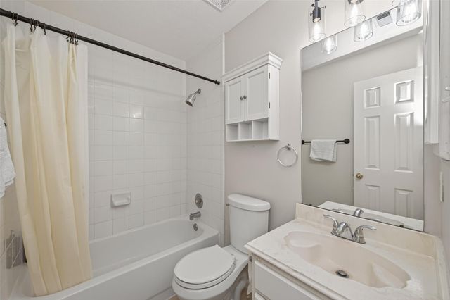 21484 Palace Pines Drive, Kingwood, TX 77339