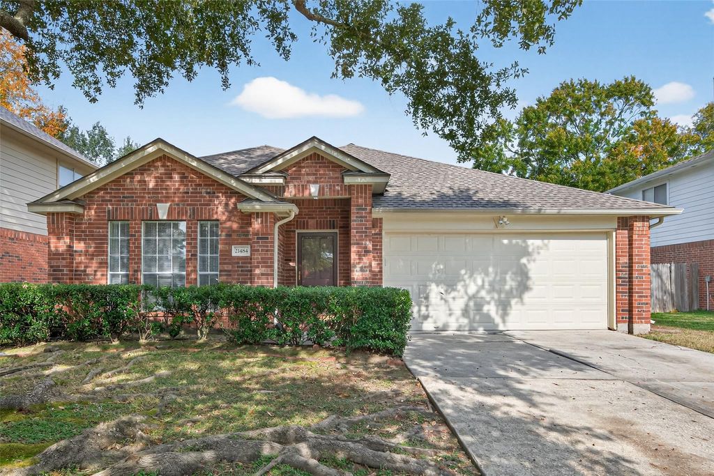 21484 Palace Pines Drive, Kingwood, TX 77339