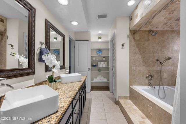 3510 HIDDEN LAKE Drive E, Jacksonville, FL 32216