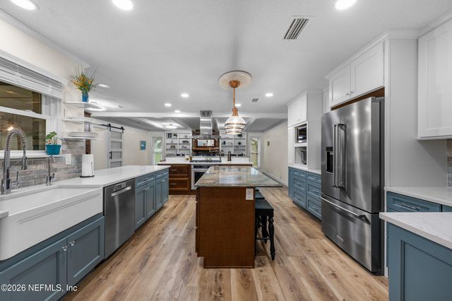 3510 HIDDEN LAKE Drive E, Jacksonville, FL 32216