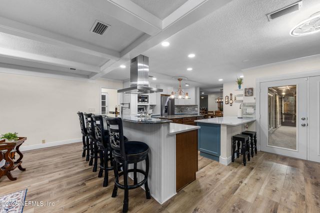3510 HIDDEN LAKE Drive E, Jacksonville, FL 32216