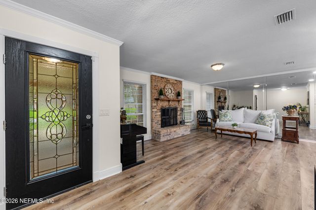 3510 HIDDEN LAKE Drive E, Jacksonville, FL 32216