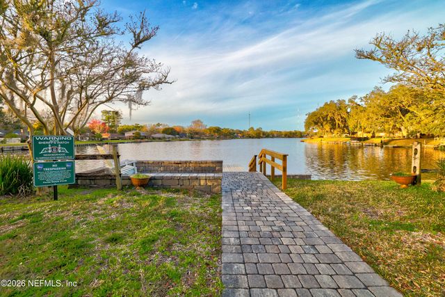 3510 HIDDEN LAKE Drive E, Jacksonville, FL 32216