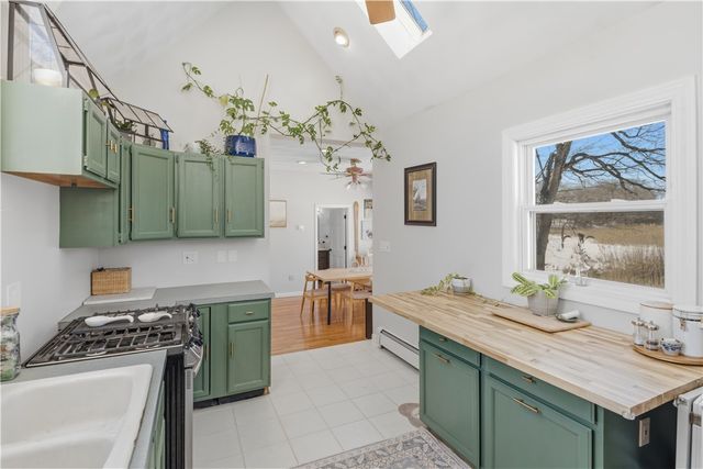 11 Heights Avenue, Warwick, RI 02889