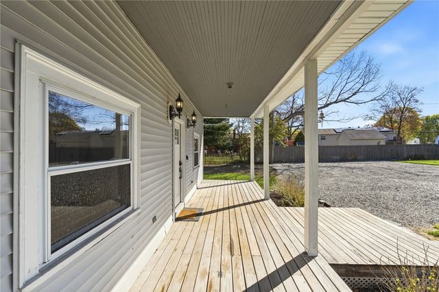 11 Heights Avenue, Warwick, RI 02889