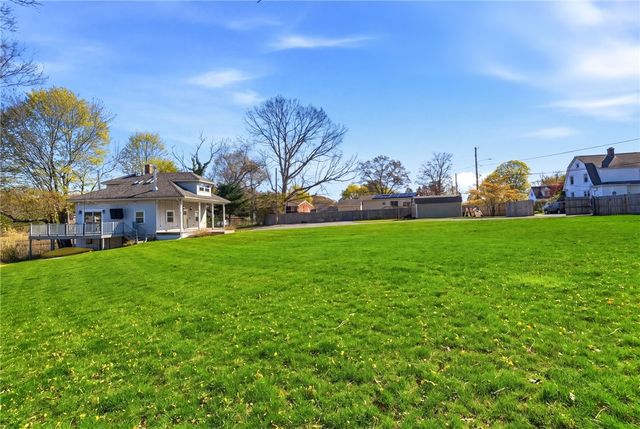 11 Heights Avenue, Warwick, RI 02889