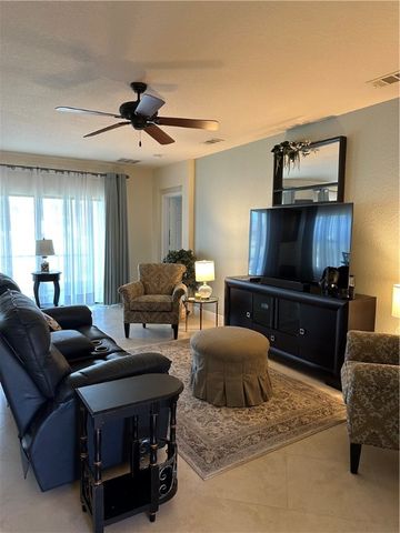 1772 Willows Square, Vero Beach, FL 32966